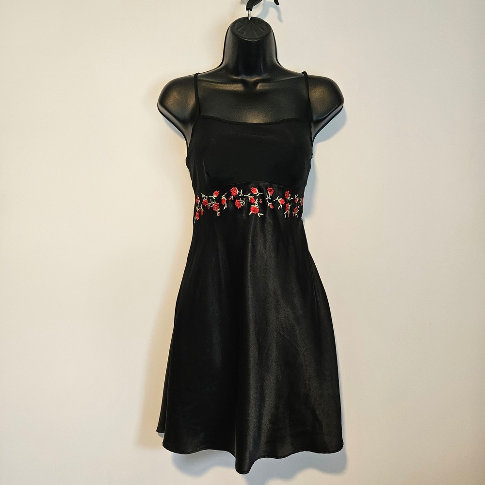 Y2K Black Satin Slip Mini Dress Medium Red Floral Embroidery Empire Waist Hoco